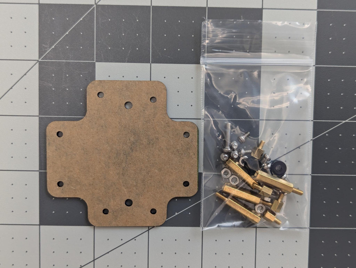 WisBlock Mounting Kit for RAK Wireless RAK19007 and Raspberry Pi